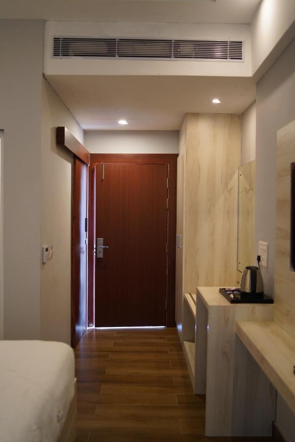 Aar Resort & Spa Jhajra Luaran gambar